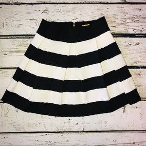 Finesse Skirt Black and White Stripe with Texture